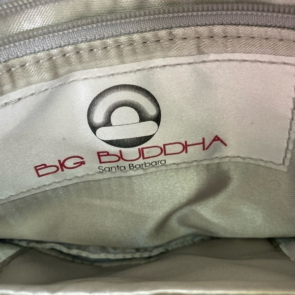 Big Buddha Santa Barbara Flower Design Wristlet - Picture 8 of 9